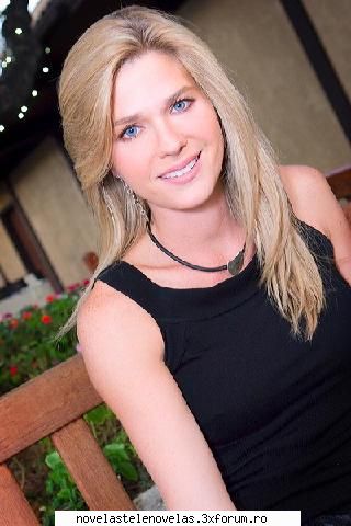 Poze - gabi - Sonya Smith