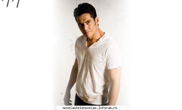 Poze - leonardo - Gabriel Porras