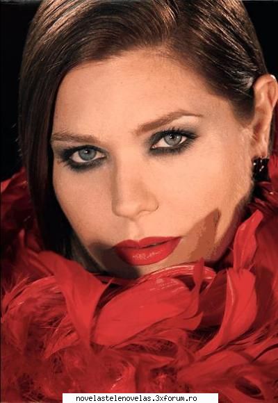 Poze - vikki - Sonya Smith