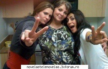 Poze - vikki - Sonya Smith