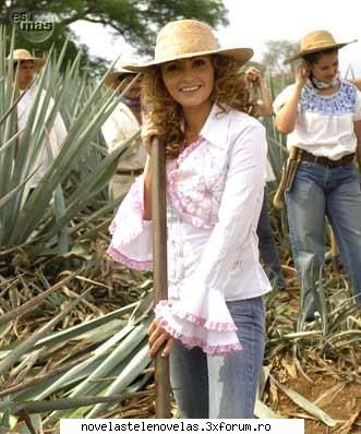 Poze - lyli - Angelica Rivera