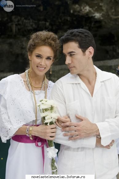 Poze - gabi - Jacqueline Bracamontes