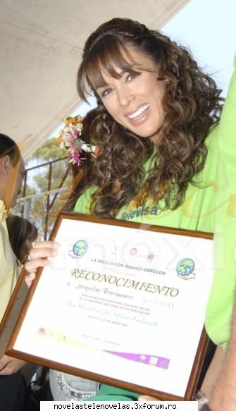 Poze - gabi - Jacqueline Bracamontes