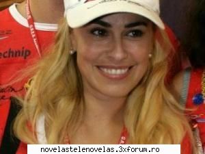 Poze - vikki - Daniela Escobar