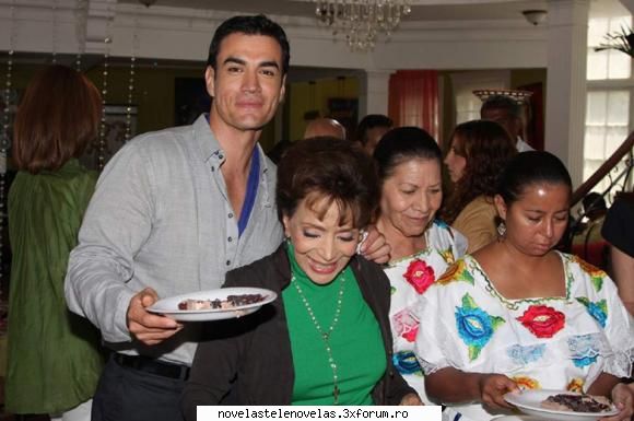 Poze - vikki - David Zepeda