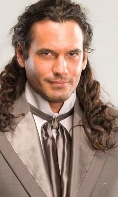 poze - juan reyes - Mario Cimarro