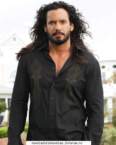 poze - juan reyes - Mario Cimarro